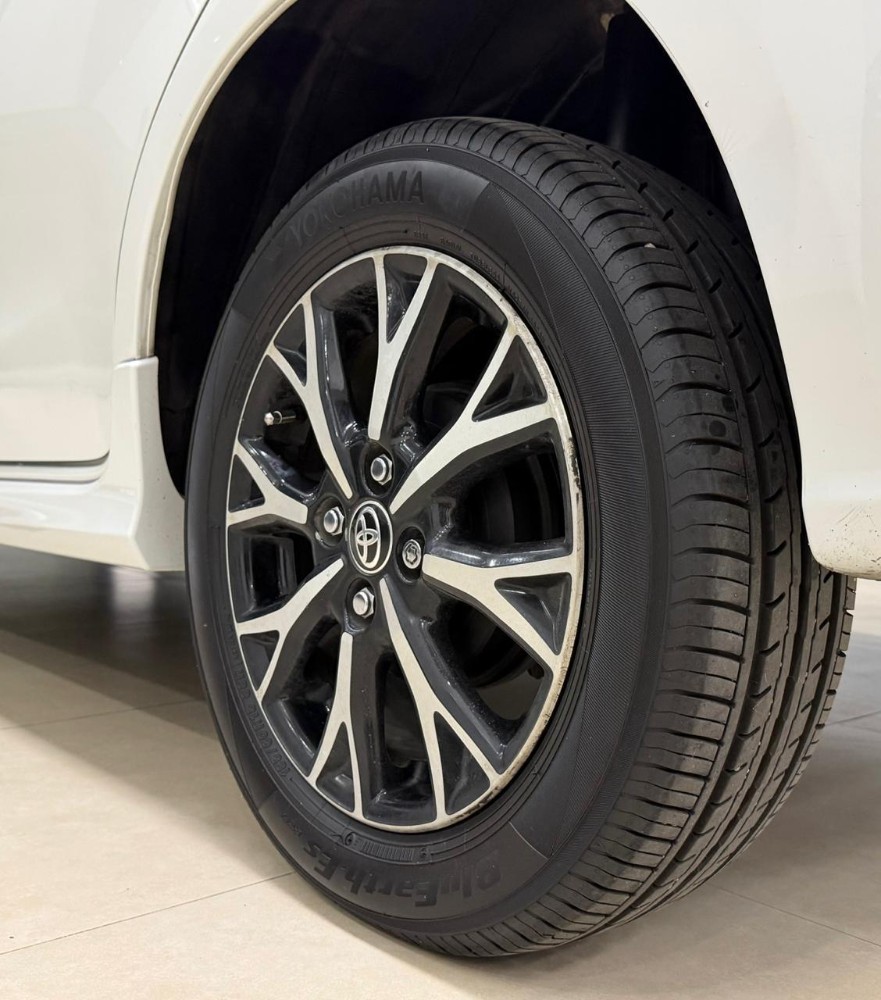 Toyota Etios XLS — foto 8